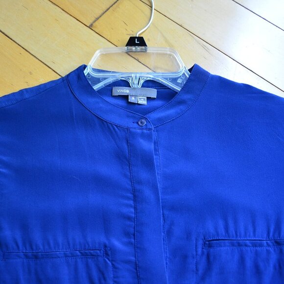 Vince 100% silk Blouse Size 2 Navy - Picture 2 of 10